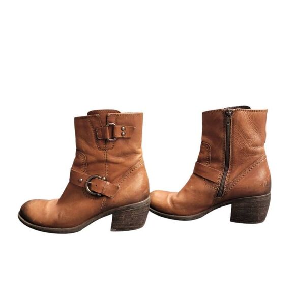 Clark Tan Brown Distressed Leather Mascarpone Cafe Ankle Boots Cowgirl Shoes - Picture 6 of 14